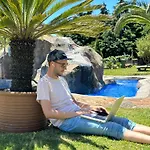 Han/Misafirhane Homeoffice Madeira - Coliving & Coworking With A Community Santa Cruz (Madeira)