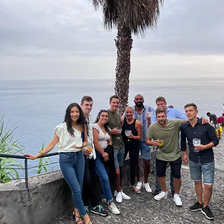 Homeoffice Madeira - Coliving & Coworking With A Community *